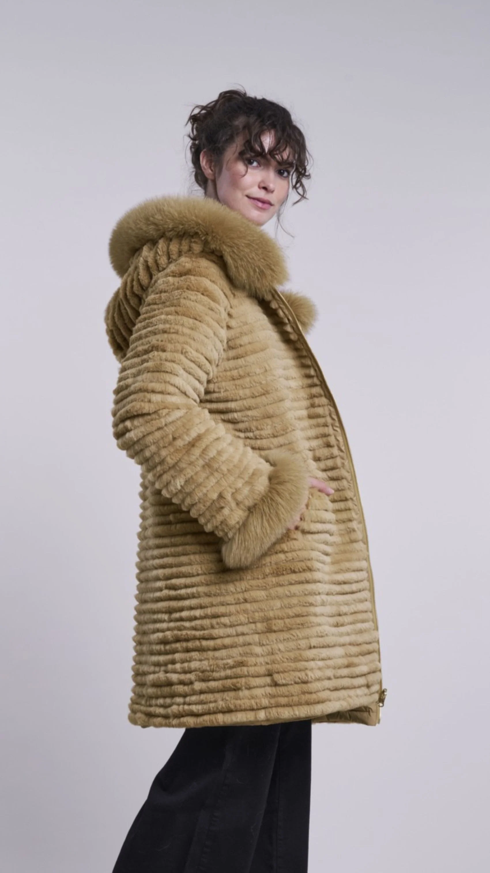 #1263HD  Genuine down reverses to layered rabbit  $1099 60% off  $390 - Image 8