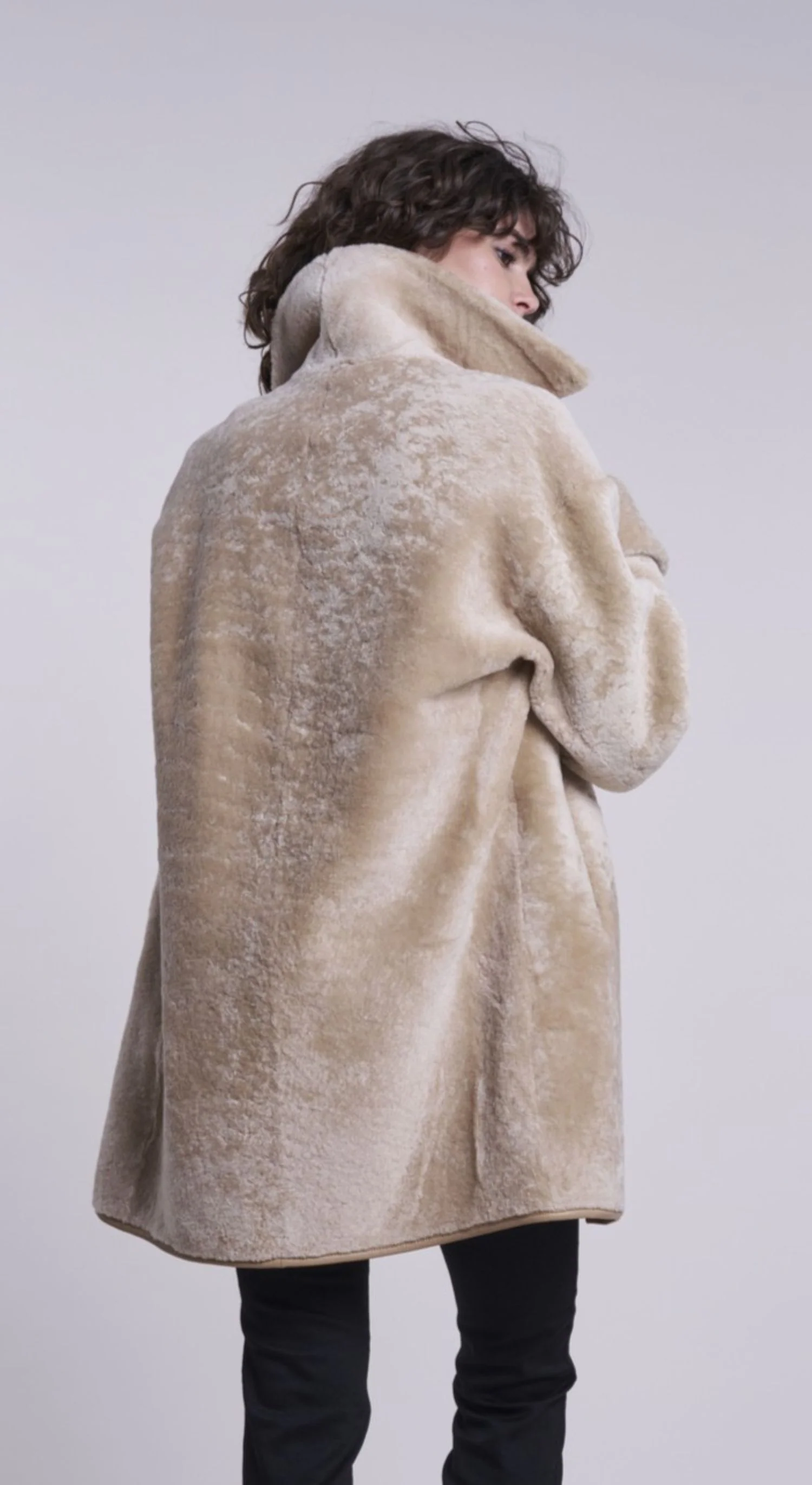 242   Reversible Shearling Coat     Clerance  limited stock  $500 - Image 4