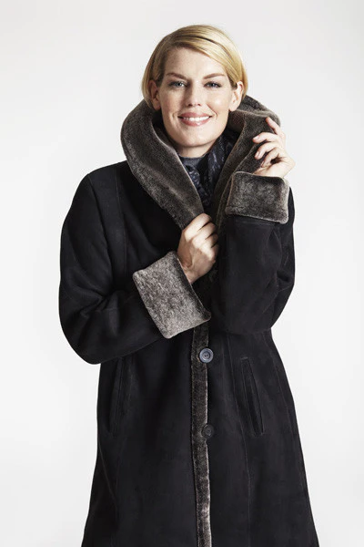 #9025 Shearling Fitted Coat - Image 4