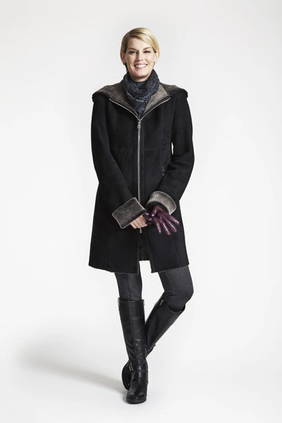 #5293HD Fitted Shearling Coat with Zip Front and Hood - Image 3