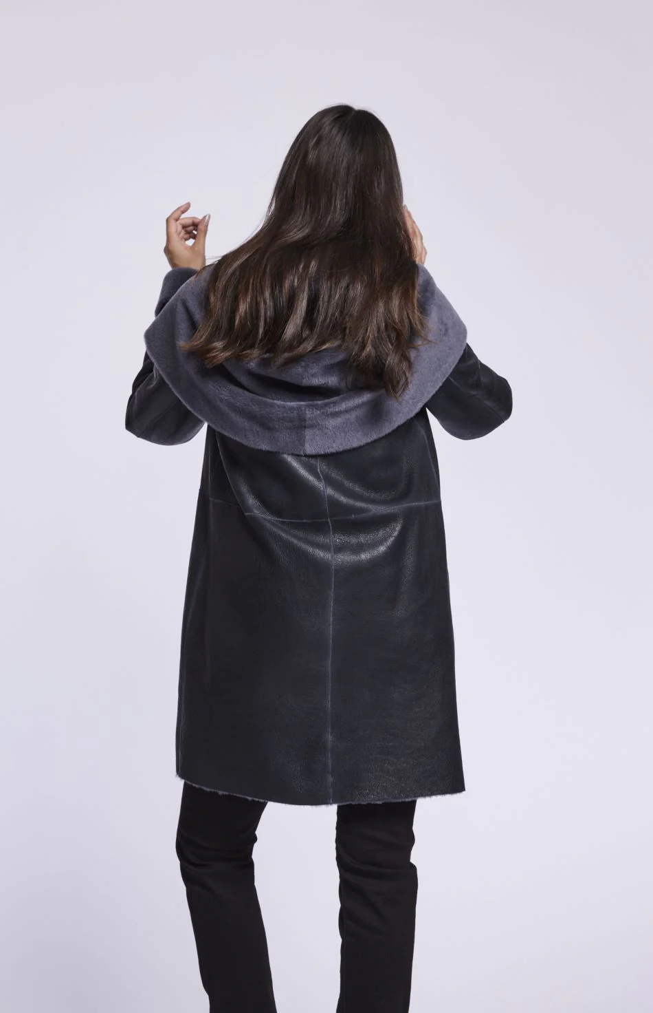 #4284 Shearling coat with convertible collar - Image 6