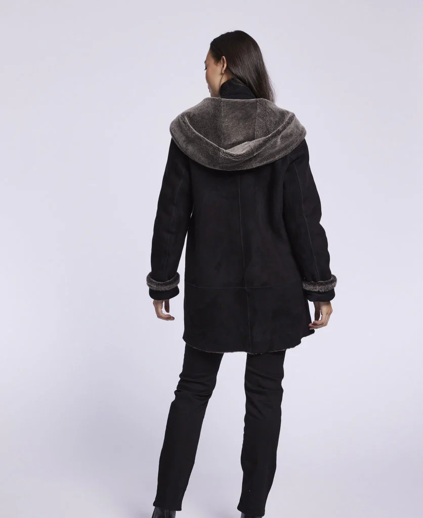 007 Reversible  hooded shearling topper - Image 7